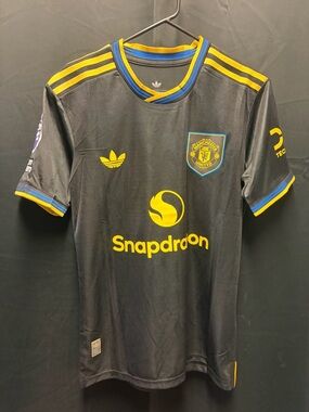 Cunha Manchester United 2025/26 Third Jersey